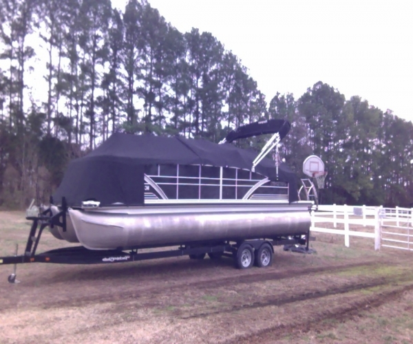 Used Pontoon Boats For Sale in North Carolina by owner | 2014 25 foot Godfrey SANPAN
